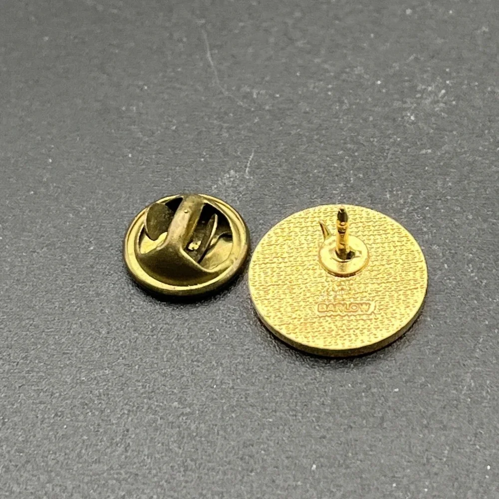 The‎ Oakridge School Arlington Texas Lapel Hat Pin